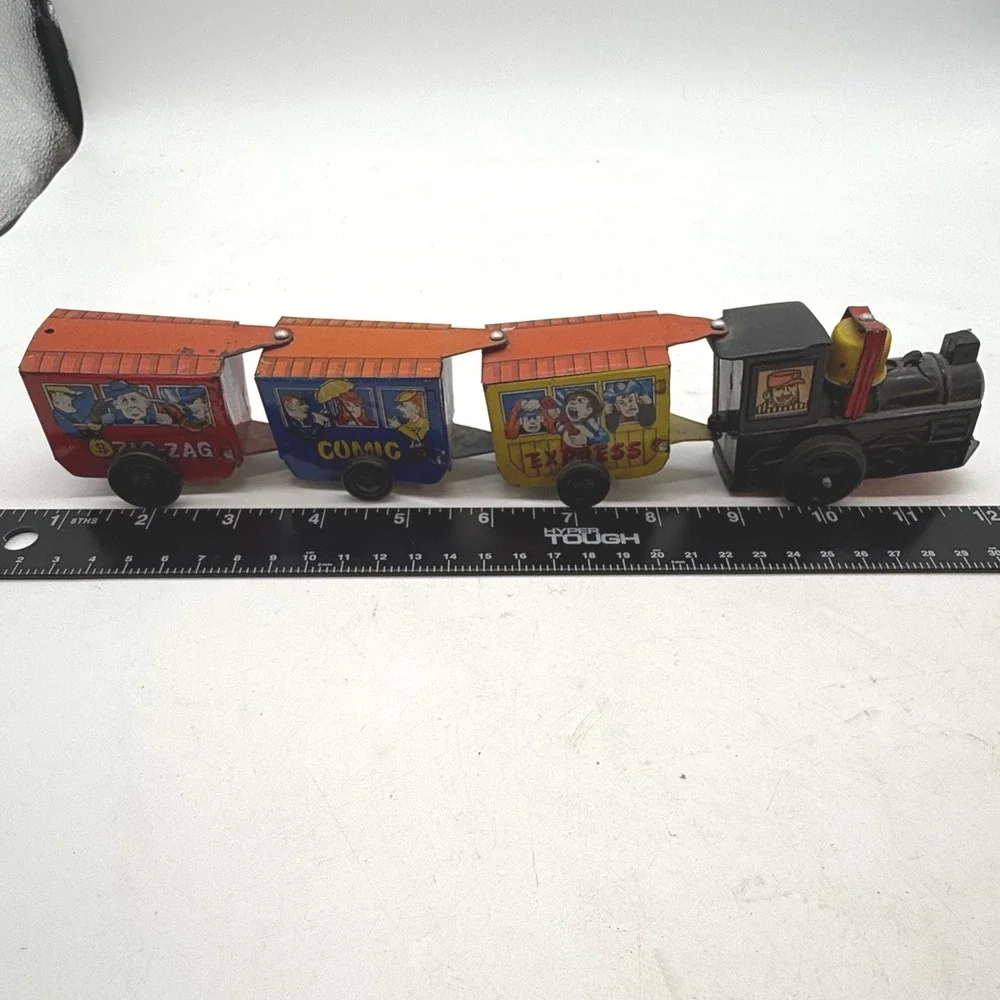 Vintage Wind Up Tin‎ Litho Comic Western Zig Zag Train Toy Set Locomotive Cars